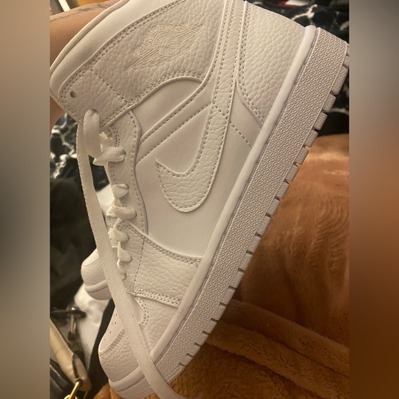 Nike Other - Nike White Air Jordan 1 Sneakers Mens 8